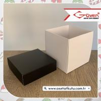 10x10x10 Tabanı Beyaz, Kapağı Siyah Karton Kutu