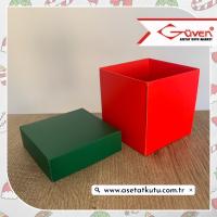 10x10x10 Tabanı Kırmızı, Kapağı Yeşil Karton Kutu