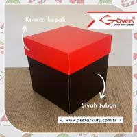 10x10x10 Tabanı Siyah, Kapağı Kırmızı Karton Kutu