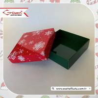 10x10x3 Tabanı Yeşil, Kapağı Kar Taneli Karton Kutu