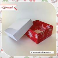 10x10x5 Tabanı Kar Tanesi Desenli, Kapağı Beyaz Karton Kutu