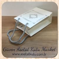12x17x7 Ölçülü Beyaz Üzerine Gümüş Saray Desenli Karton Çanta