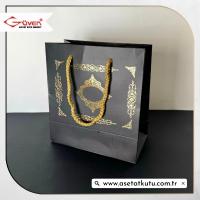 15.5x17x8 Siyah Üzerine Gold Saray Desenli Karton Çanta