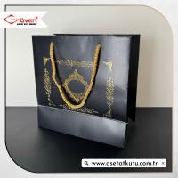 20x20x10 Siyah Üzerine Gold Saray Desenli Karton Çanta