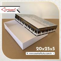 20x25x5 Kabe Örtüsü Desenli, Beyaz Karton Tabanlı Kutu