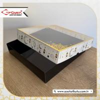 25x25x5 Beyaz Yaldız Baskılı, Siyah Tabanlı Kutu