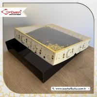 25x25x5 Krem Yaldız Baskılı, Siyah Tabanlı Kutu
