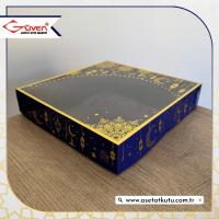25x25x5 Lacivert Yaldız Baskılı, Siyah Tabanlı Kutu