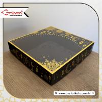 25x25x5 Siyah Yaldız Baskılı, Siyah Tabanlı Kutu