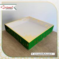 25x25x5 Yeşil Yaldız Baskılı, Beyaz Tabanlı Kutu