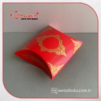 6x6.5x2 Kırmızı Üzeri Gold Saray Desenli Japon Yastığı Kutu
