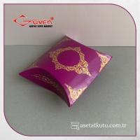 6x6.5x2 Mor Üzeri Gold Saray Desenli Japon Yastığı Kutu