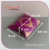 6x6.5x2 Mor Üzeri Gold Saray Desenli Japon Yastığı Kutu
