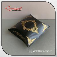 6x6.5x2 Siyah Üzeri Gold Saray Desenli Japon Yastığı Kutu