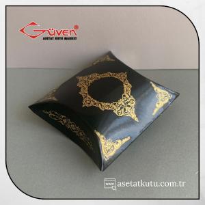 6x6.5x2 Siyah Üzeri Gold Saray Desenli Japon Yastığı Kutu