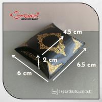 6x6.5x2 Siyah Üzeri Gold Saray Desenli Japon Yastığı Kutu