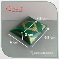 6x6.5x2 Yeşil Üzeri Gold Saray Desenli Japon Yastığı Kutu