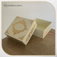 8x8x3.5 Krem Üzeri Gold Saray Desenli Komple Karton Kutu