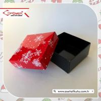 8x8x3.5 Tabanı Siyah, Kapağı Kar Taneli Karton Kutu