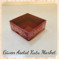 8x8x3 Altı Bordo Üzerine Gold Saray Desenli Karton, Üstü Asetat Kutu