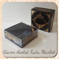 8x8x3 Altı Siyah Üzerine Gold Saray Desenli Karton, Üstü Asetat Kutu