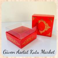 8x8x4 Altı Kırmızı Üzerine Gold Saray Desenli Karton, Üstü Asetat Kutu