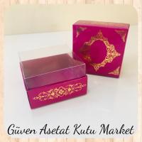 8x8x4 Altı Mor Üzerine Gold Saray Desenli Karton, Üstü Asetat Kutu
