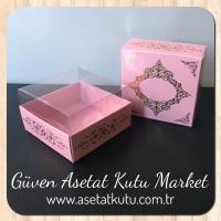 8x8x4 Altı Pembe Üzerine Gold Saray Desenli Karton, Üstü Asetat Kutu