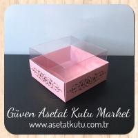 8x8x4 Altı Pembe Üzerine Gold Saray Desenli Karton, Üstü Asetat Kutu