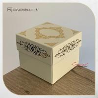 8x8x6.5 Krem Üzeri Gold Saray Desenli Komple Karton Kutu