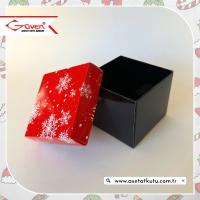 8x8x6.5 Tabanı Siyah, Kapağı Kar Taneli Karton Kutu
