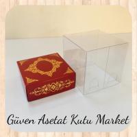 8x8x8 Altı Bordo Üzerine Gold Saray Desenli Karton, Üstü Asetat Kutu