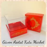8x8x8 Altı Kırmızı Üzerine Gold Saray Desenli Karton, Üstü Asetat Kutu