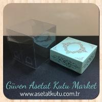 8x8x8 Altı Mavi Üzerine Gümüş Saray Desenli Karton, Üstü Asetat Kutu