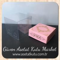 8x8x8 Altı Pembe Üzerine Gold Saray Desenli Karton, Üstü Asetat Kutu