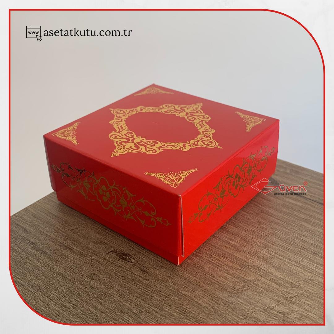 8x8x3.5 Kırmızı Üzeri Gold Saray Desenli Komple Karton Kutu